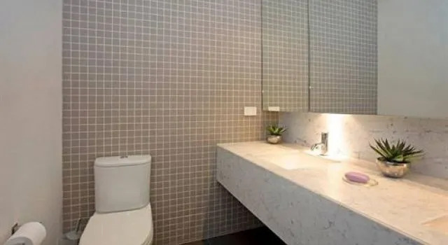 Astra Apartments - St Kilda Rd