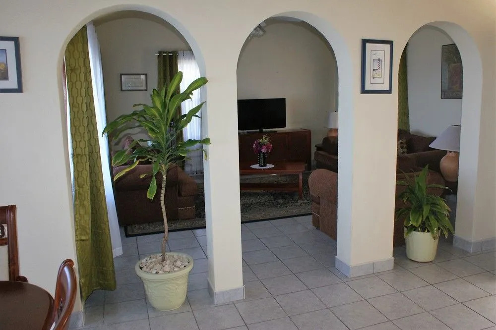 Mahogany Tree Villas