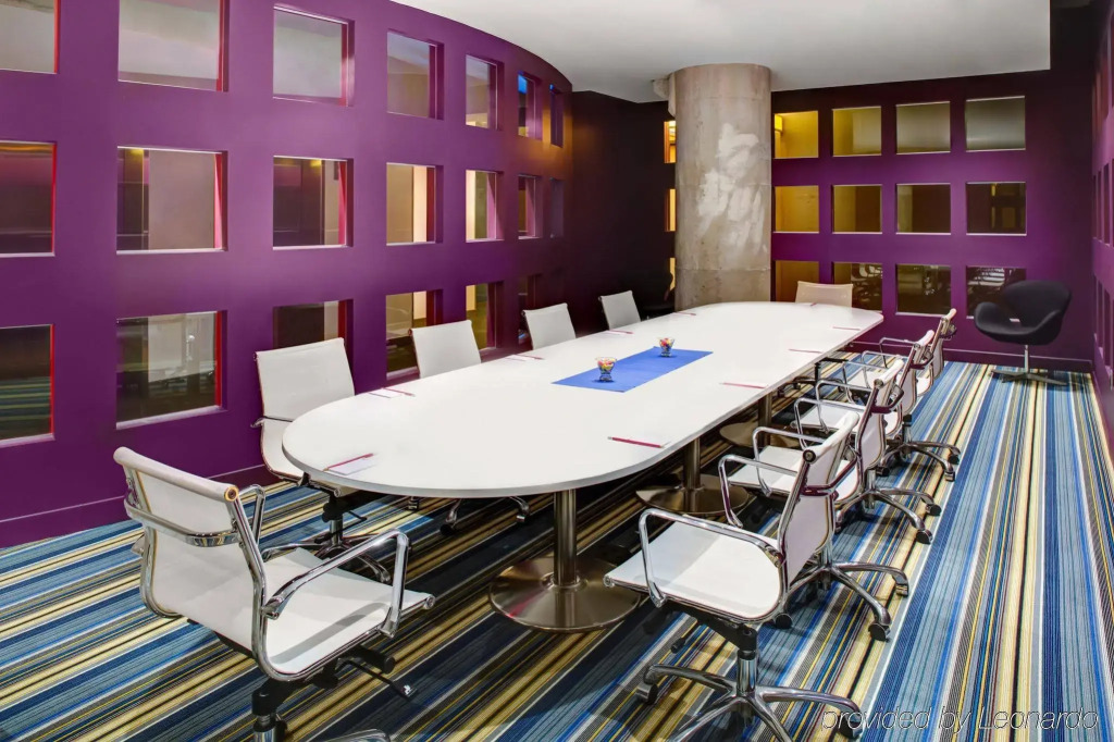 Aloft by Marriott Dallas Downtown