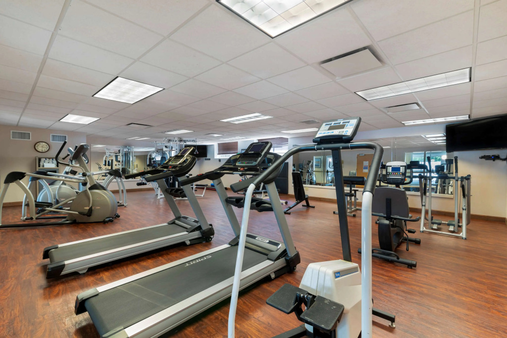 Best Western PLUS Executive Court Inn & Conference Center