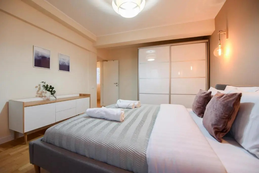 THE DREAM Apartment - Near Radisson Hotel
