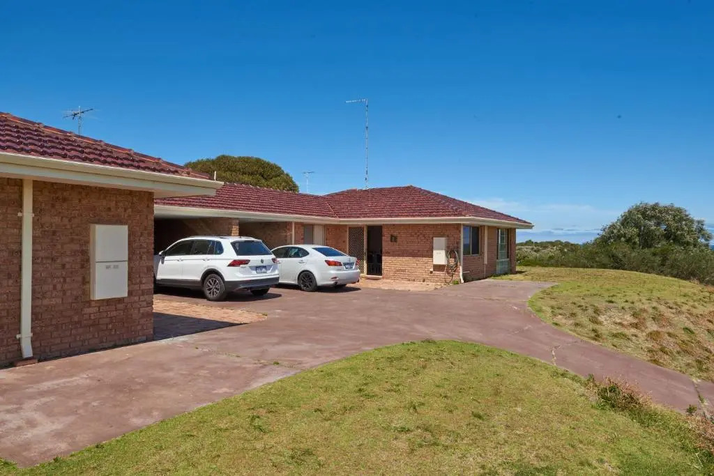 API Preston Beach Front Apartments