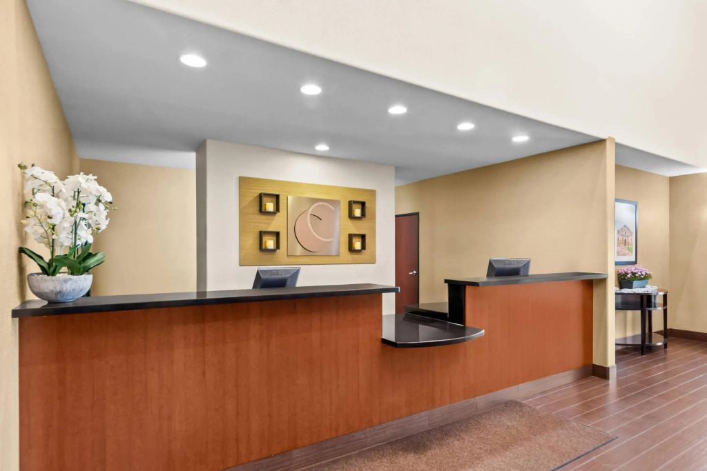 Comfort Suites San Antonio North - Stone Oak