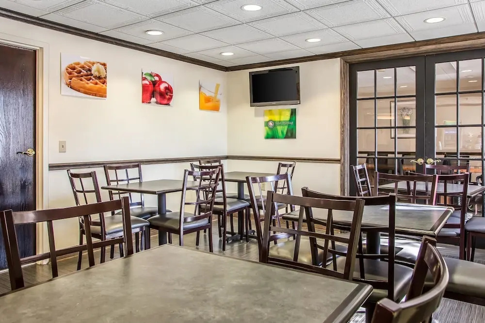 Quality Inn Elgin