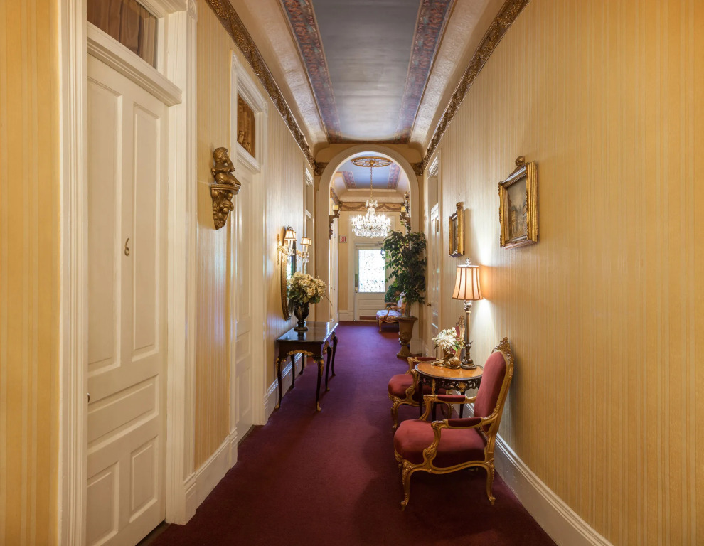 The Cornstalk Hotel