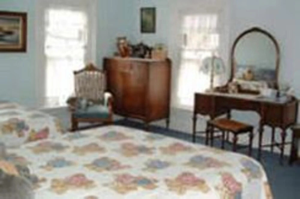Hugging Bear Inn