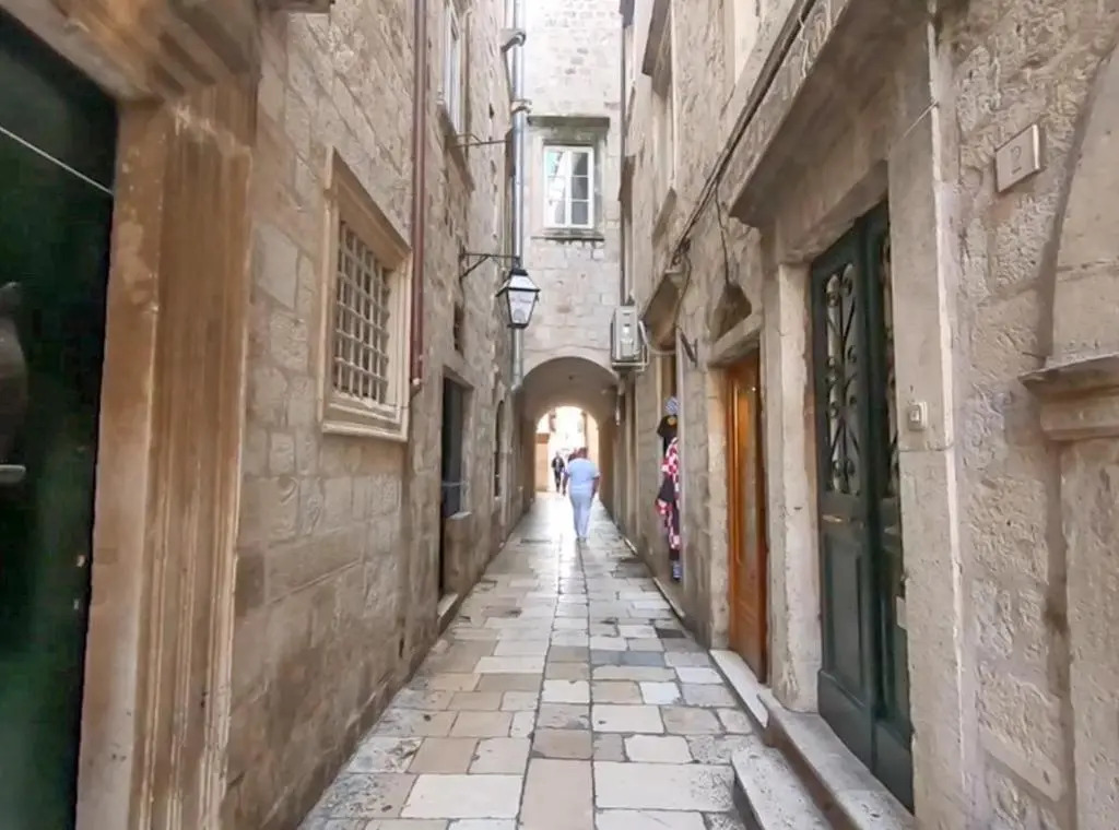 La Vita e Bella IV