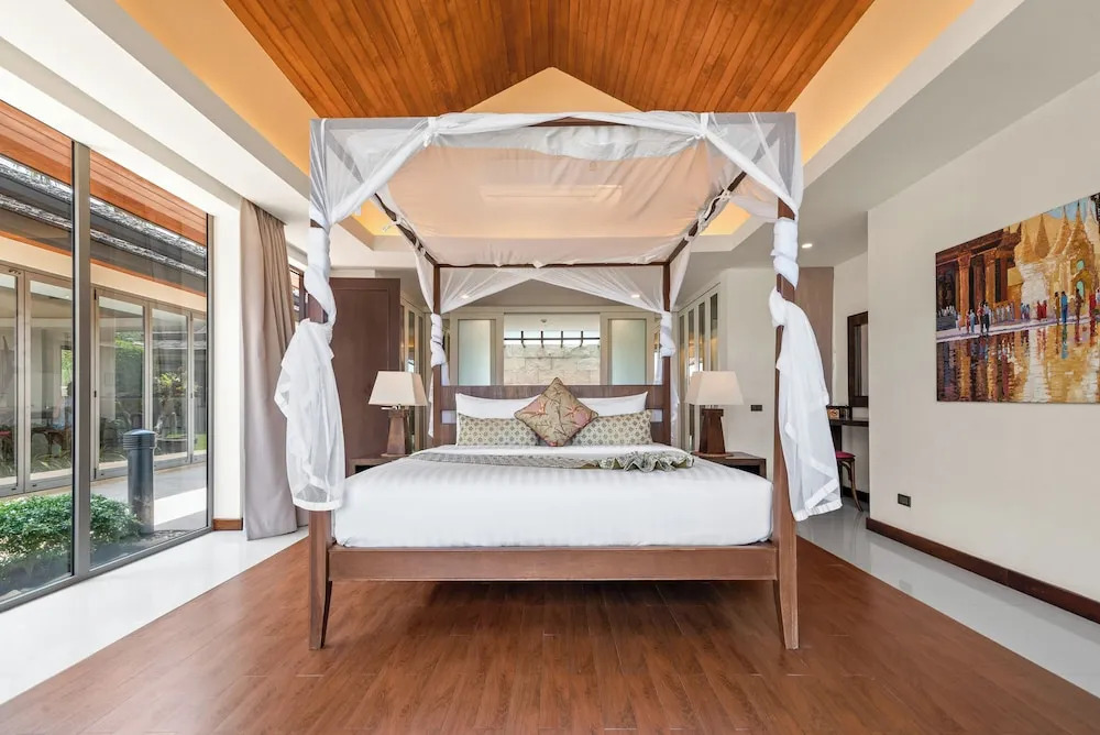 Dhevatara Residence Sea View Villas