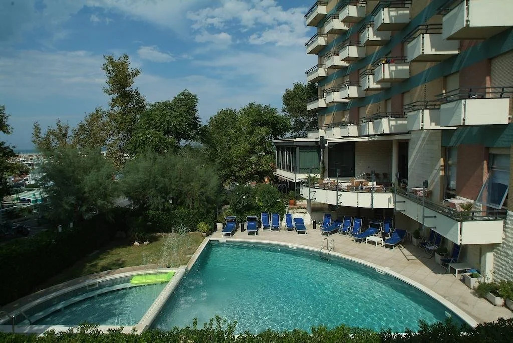 Hotel Murex