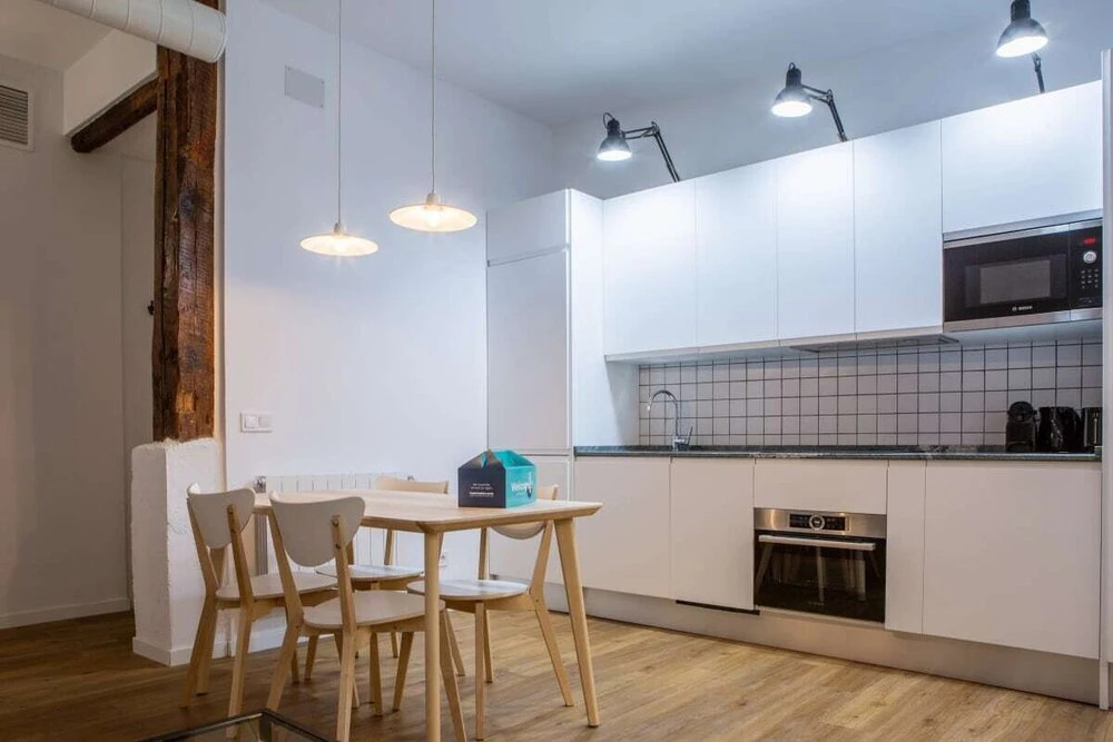 Charming & Modern 2bed in Madrid's City Center