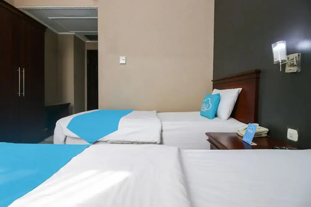 Idola Hotel