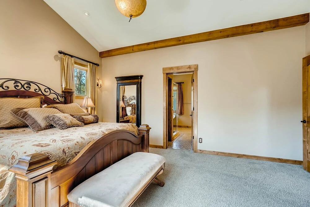 Private Hot Tub & Walking Distance To Gondola-4br Sleeps 14 4 Bedroom Home