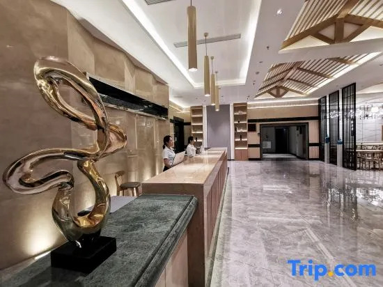 Longdu Tianjiao Hotel (Zizhong Passenger Transport Center Yulu Branch)
