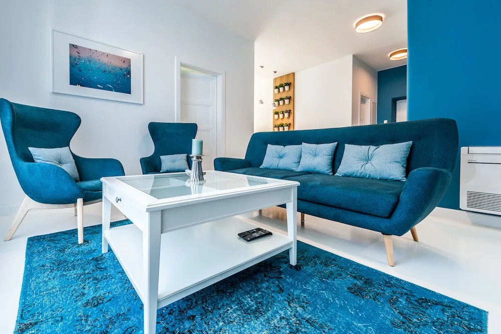 Aquamarine The Sea View Apartment