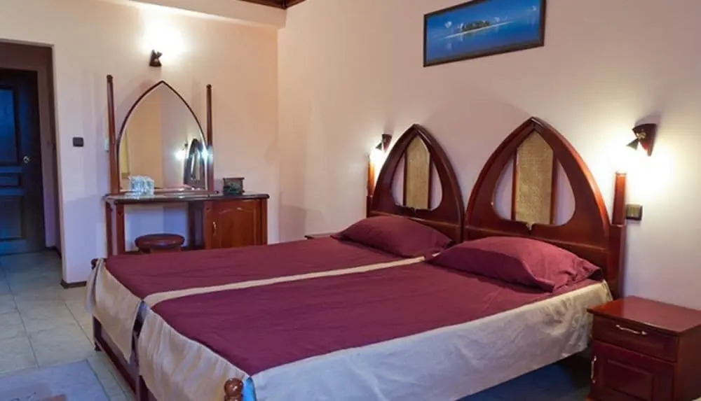 Hotel Mants II
