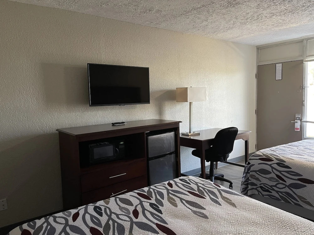 Days Inn La Grange