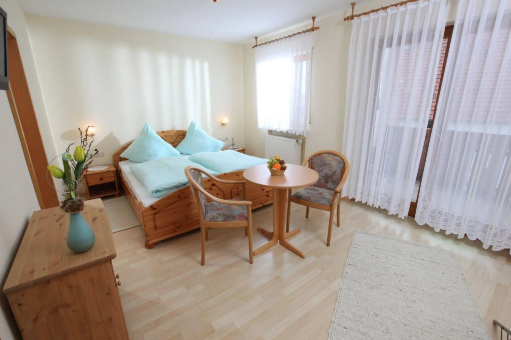 Gasthof-Pension Brauner Hirsch in Alfeld - Mittelfranken