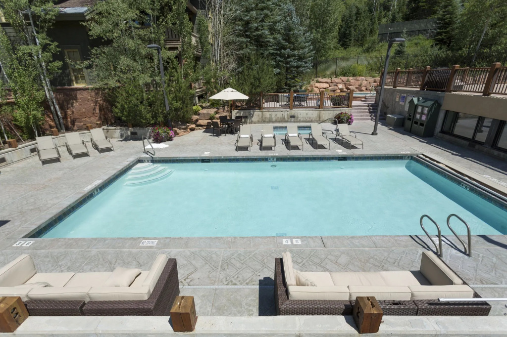 Hotel Room - The Lodges at Deer Valley