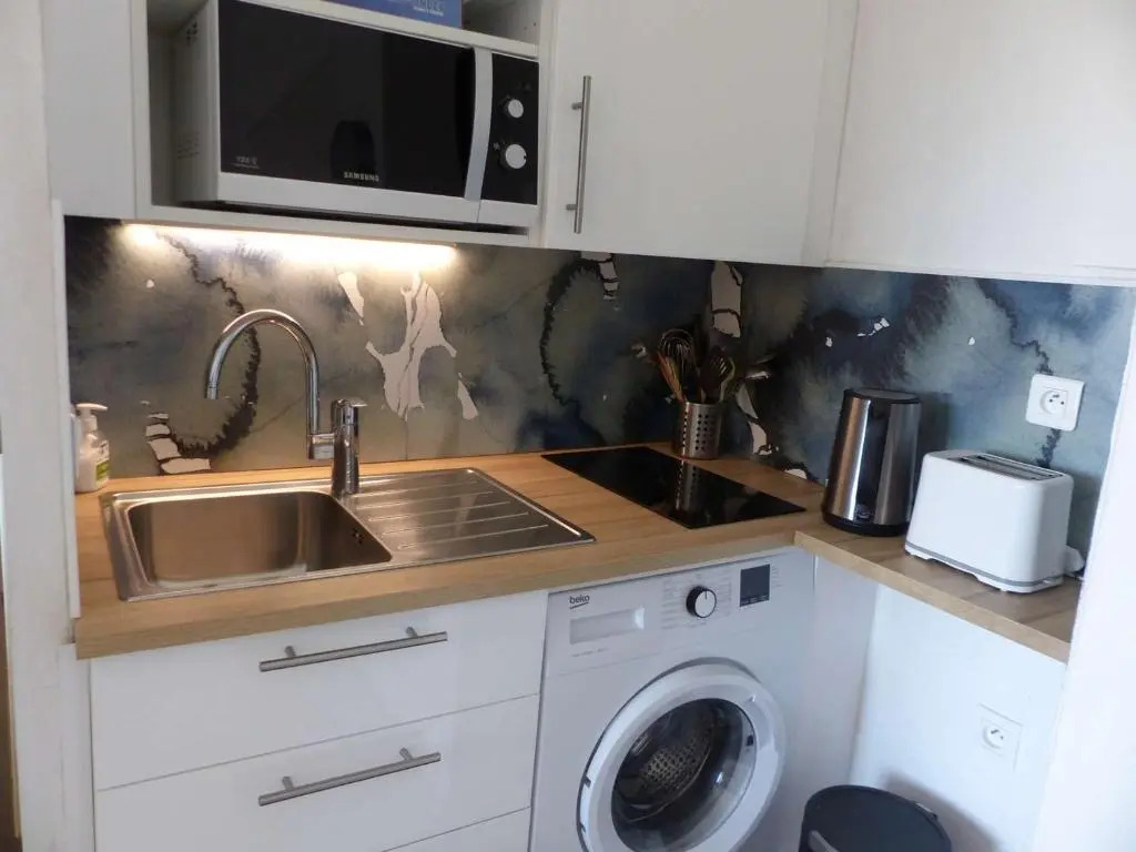 Appartement Le Lavandou, 2 pièces, 4 personnes - FR-1-308-79