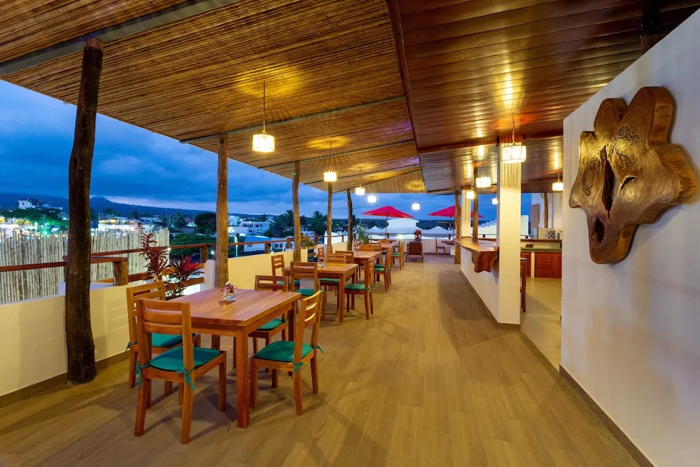 Plaza Luna Suites