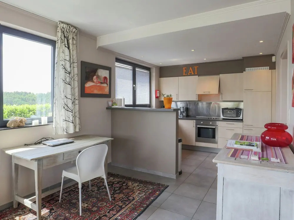 Beautiful Holiday Home with Hot Tub in Durbuy