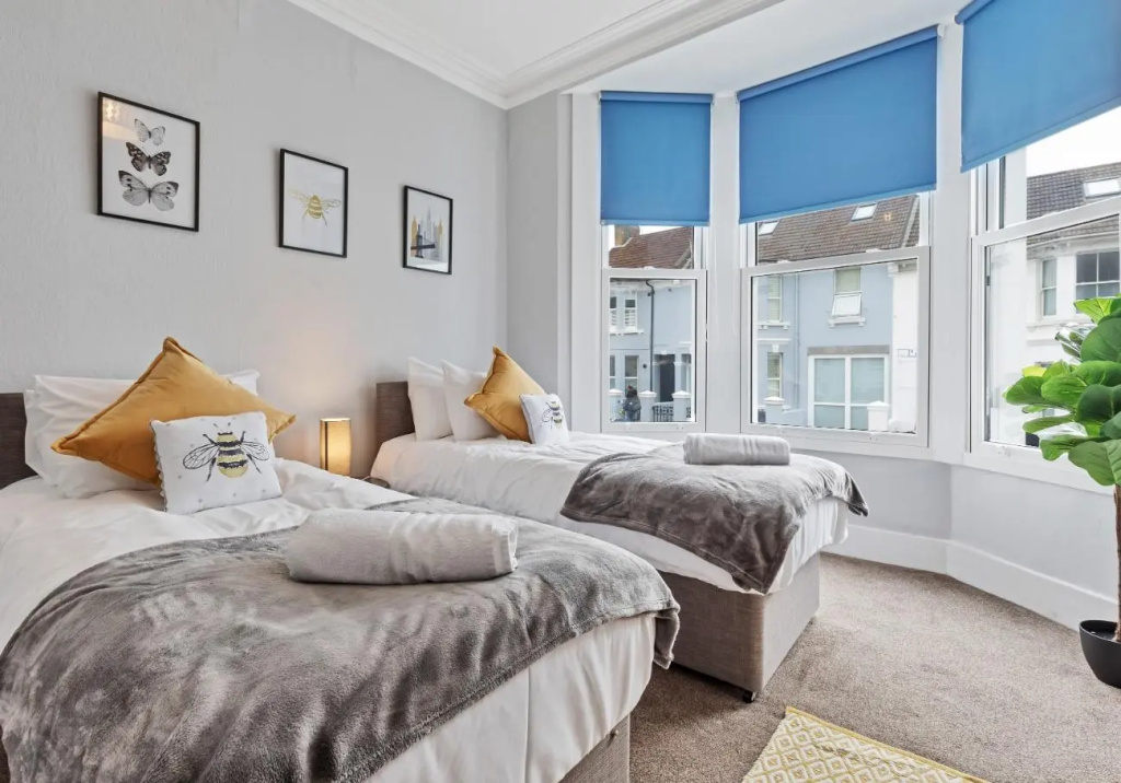 Hove Actually House | By My Getaways