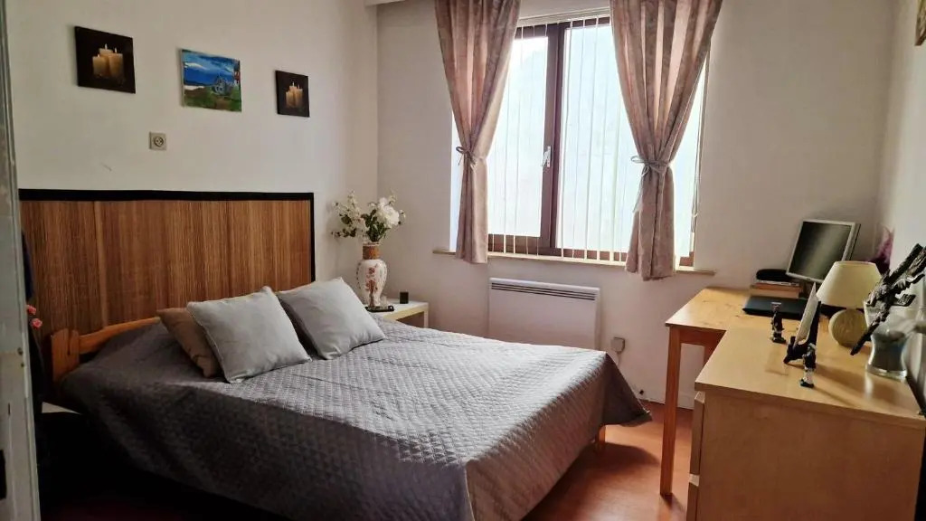 Apartment With 2 Bedrooms in Oostende, With Balcony - 500 m From the B