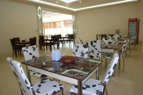 Madera Hotel