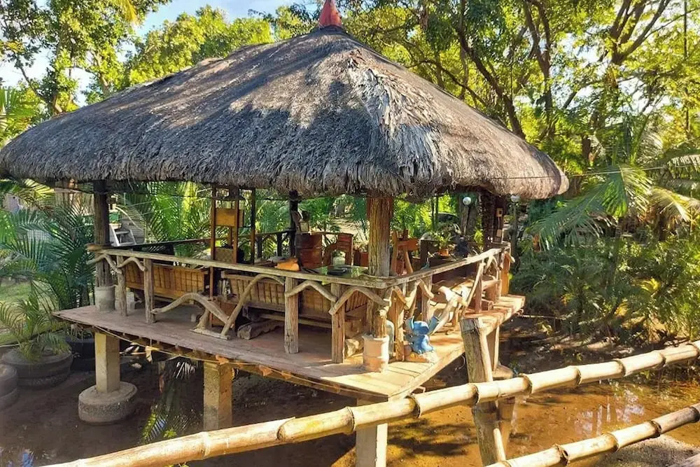Surfers Villa La Union