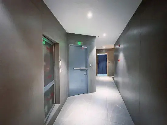 Jiting Youth Hostel (North Bund Pingliang Road Metro Station Branch)