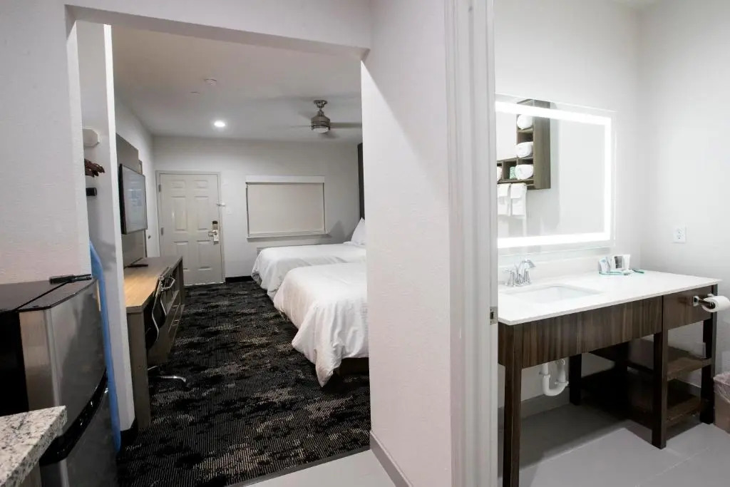 House Hotel