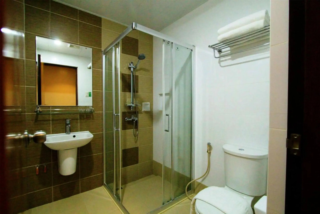 Coron Soleil Express Hotel