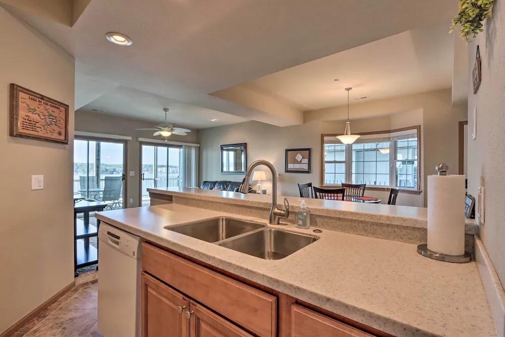 Lake-view Pool + Boat Slip! Ozarks Condo