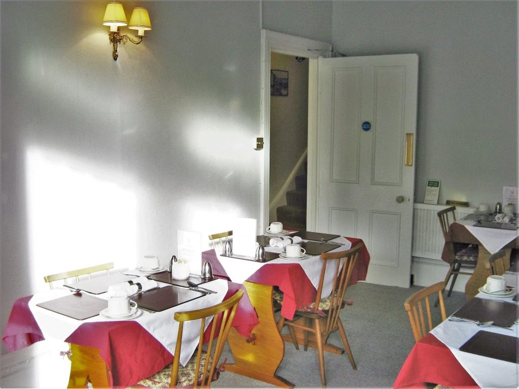 Dunedin Guest House