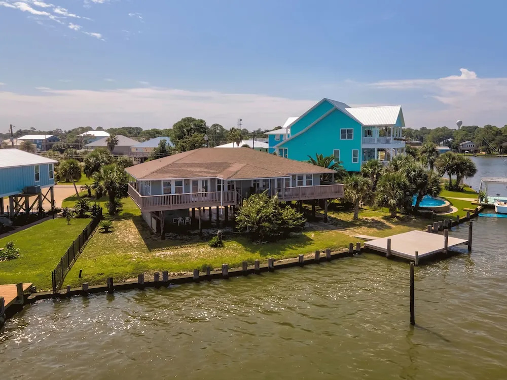 Bay Dream Believer - 853 Desoto Dr Both Sides 6 Bedroom Home by RedAwning
