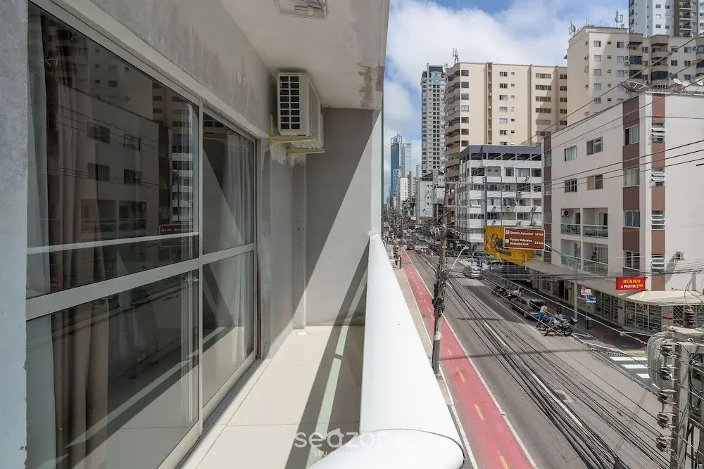 3BR apt 110m to Beach, Near BC Sights Drb0205