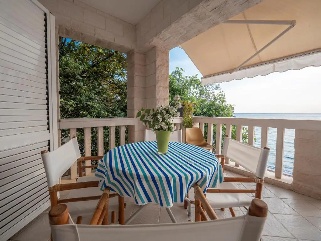 Apartment Radovic