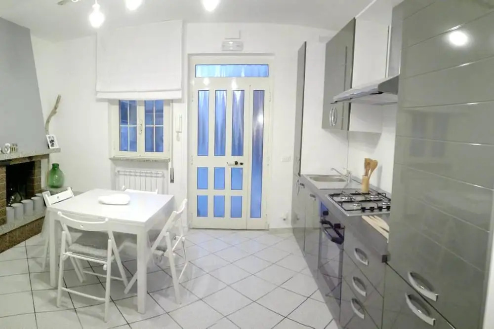 Apartment With one Bedroom in Ortona, With Wonderful sea View, Furnished Garden and Wifi - Near the Beach