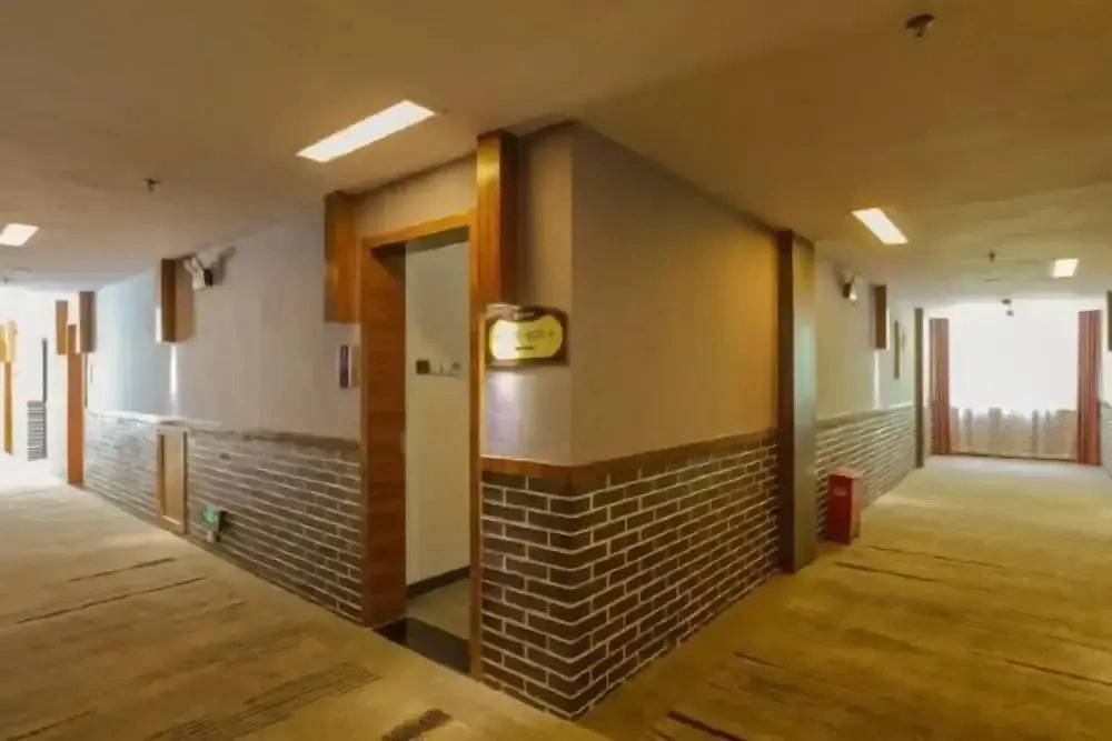 Jinshang Themed Hotel