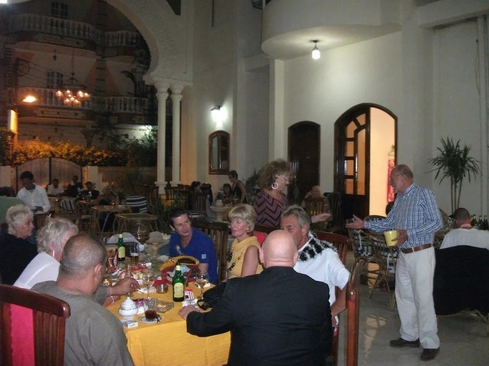 Al Hambra Hotel