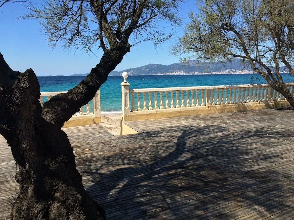 Hotel-Motel Agosta Plage