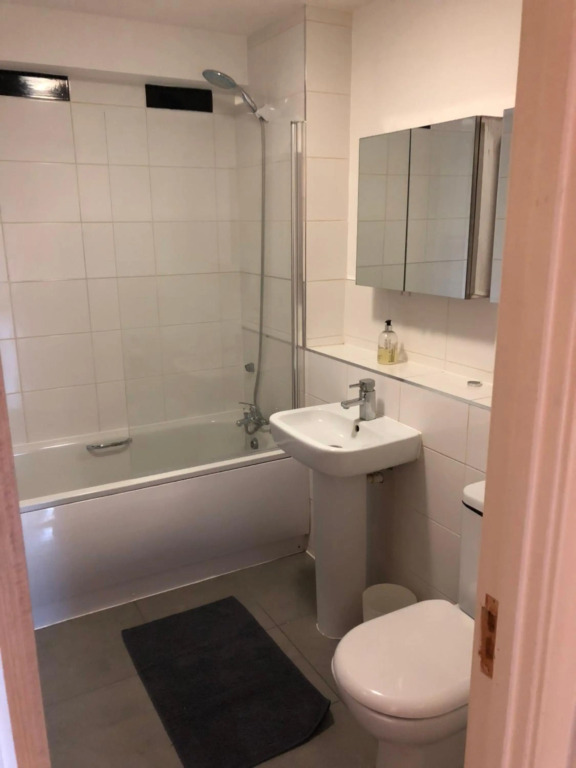 Clapham Road Apartment