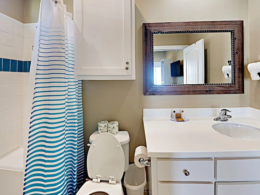 Pelicans Landing - Four Bedroom Home
