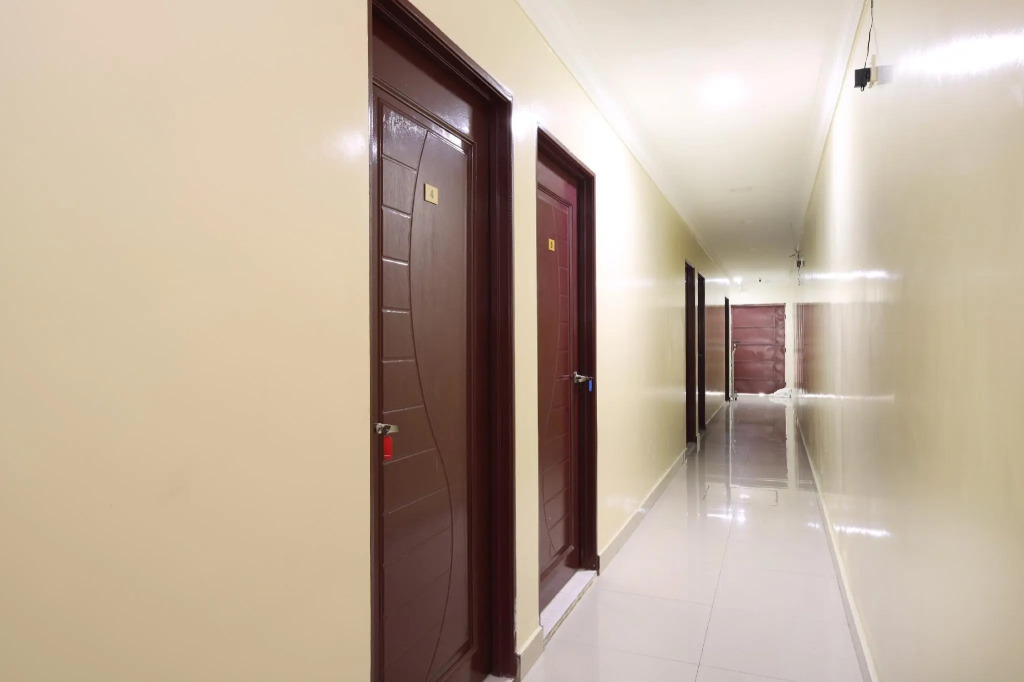 OYO 90170 Dynamic Hotel