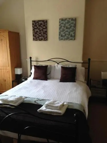 Kings Arms Hotel