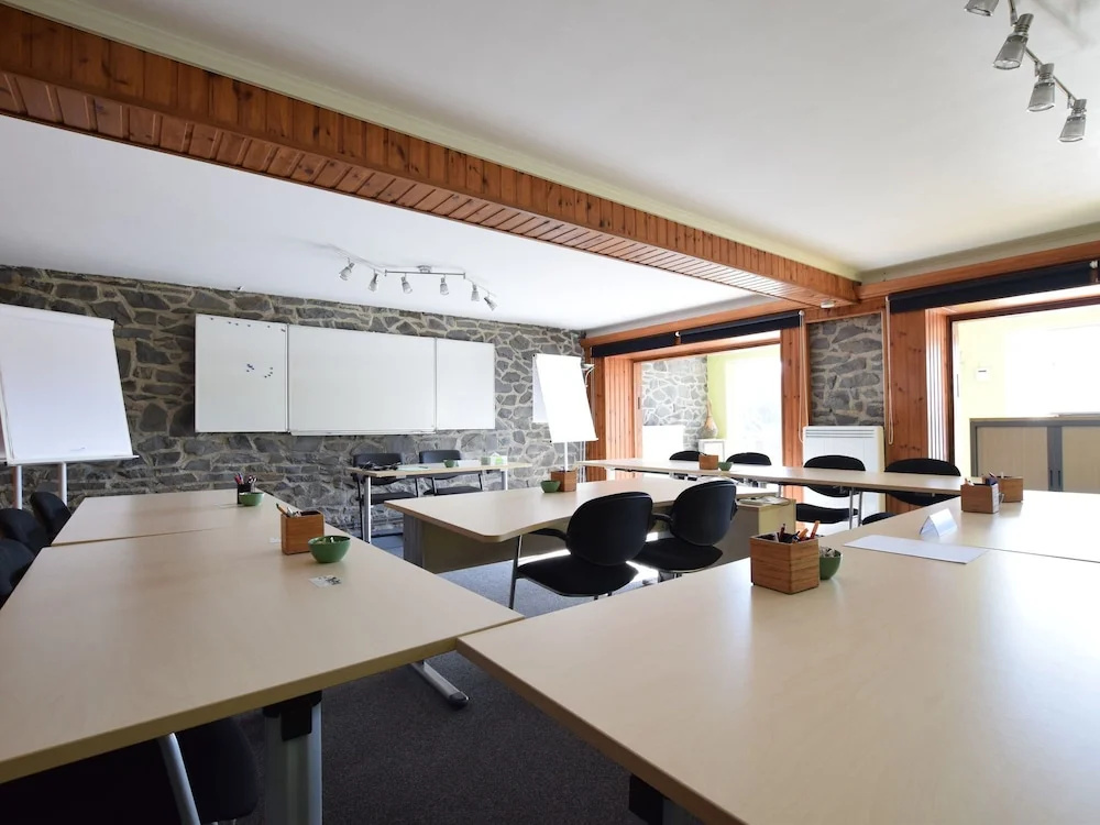 Comfortable Cottage in the Heart of a Beautiful Natural Area with Private Ponds