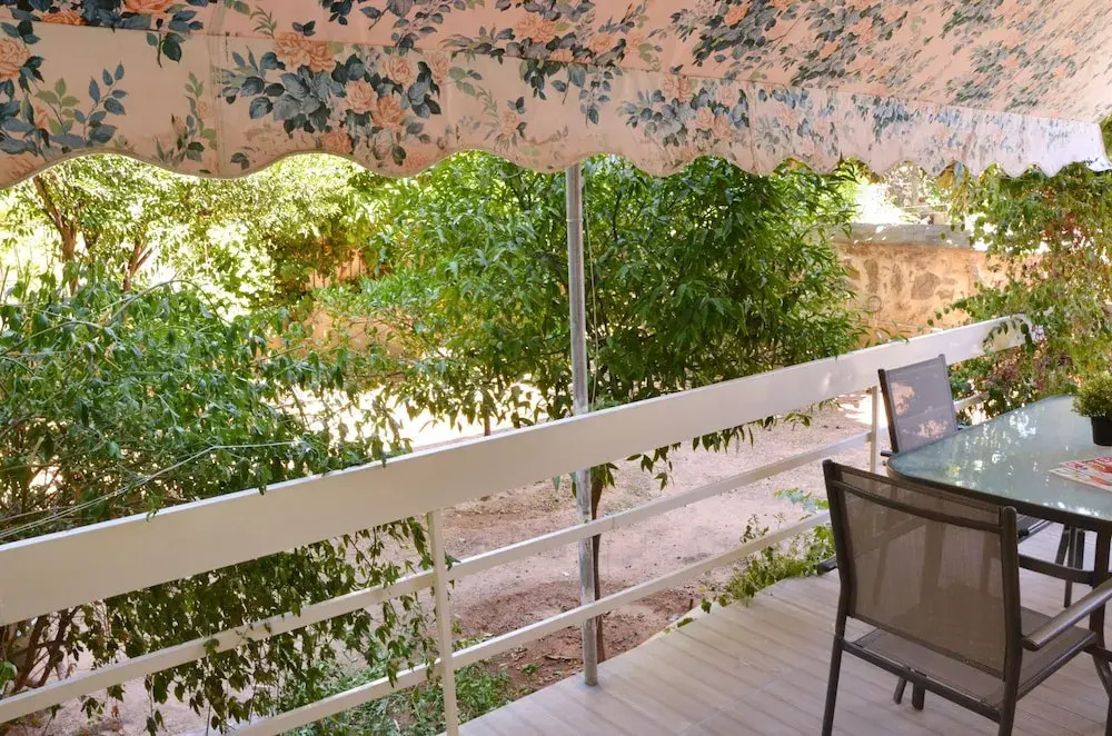 Quiet apartment at the center of Glyfada