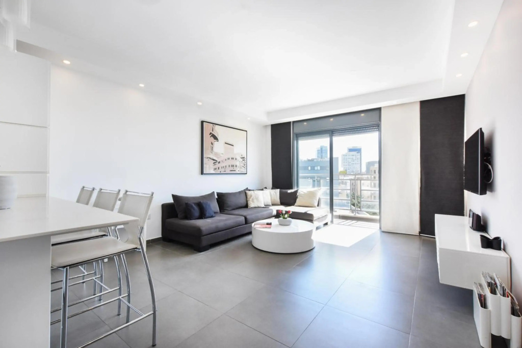 Beautiful 3BR Penthouse in Brenner 1 by HolyGuest