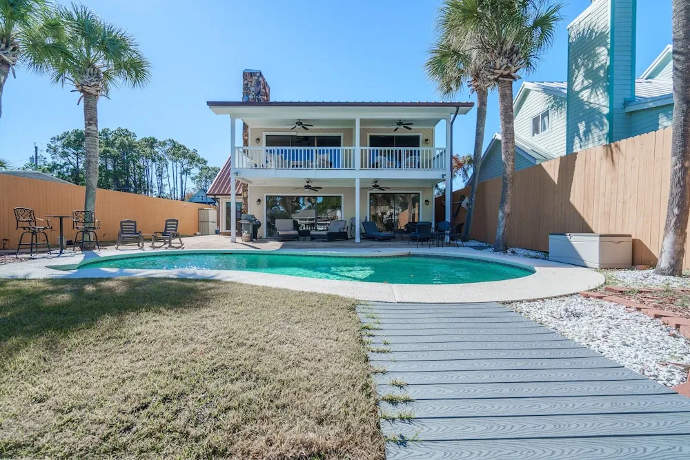The Lagoon Hideaway