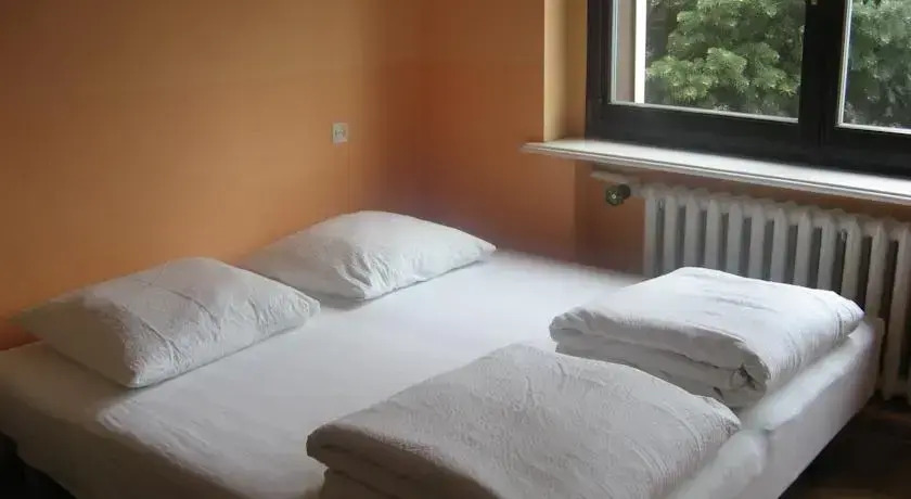 Hostel 365